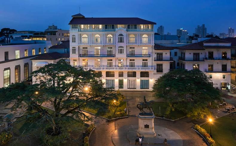 Στην ιστορική συνοικία Casco Viejo,το American Trade Hotel από το 1917 κατάφερε να συγκεντρώνει την cr?me de la cr?me της εποχής