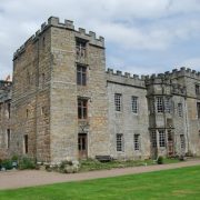 Τα φαντάσματα αφήνουν τα ίχνη τους στο Chillingham Castle