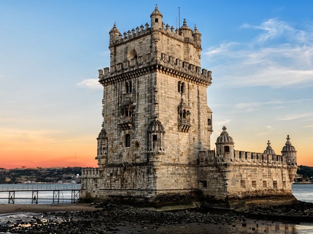 Belem, ο ιστορικός πύργος, εκεί όπου ο Τάγος ενώνεται με τον Ατλαντικό. Από εδώ ξεκινούσαν οι καραβέλες για να κατακτήσουν τον μέχρι τότε άγνωστο κόσμο