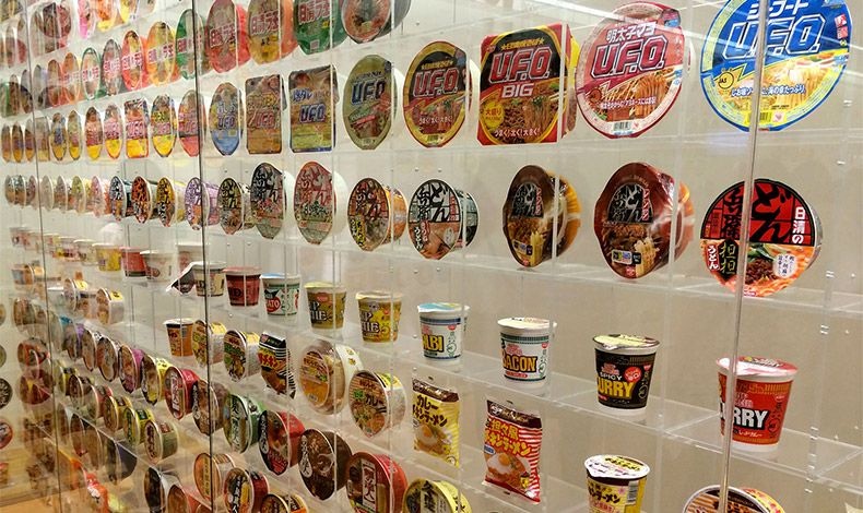 Αγαπητό σε Ιάπωνες και ξένους, το Cup Noodles Museum είναι μια διασκεδαστική επίσκεψη για όλη την οικογένεια