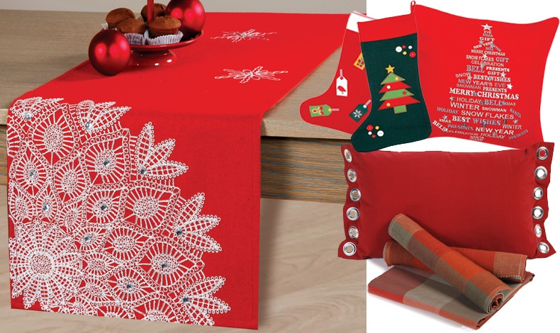 Runner (Snowflakes (33x150) 22,50 // Διακοσμητικές Kάλτσες Christmas tree & Gaud, ?14,50, Διακοσμητικά μαξιλάρια Wishes (40x40), 19,50 // Διακοσμητικά μαξιλάρια με κρίκους: (30x50), Trook, 11,90 // Τραπεζομάντηλο (140x140), Crimson ?17,00 και (140x180), 19,50, όλα ΝΕF NEF HOMEWARE