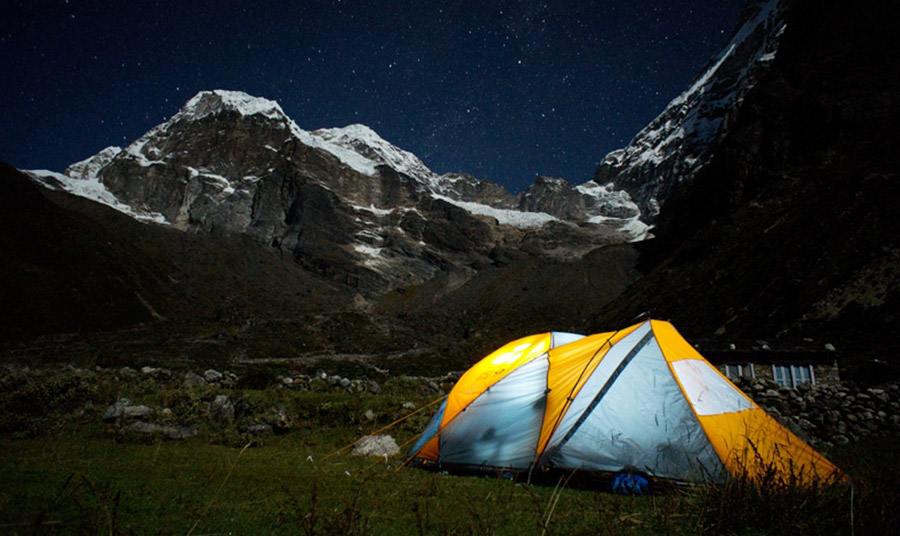 Κάμπινγκ στο Everest Base Camp