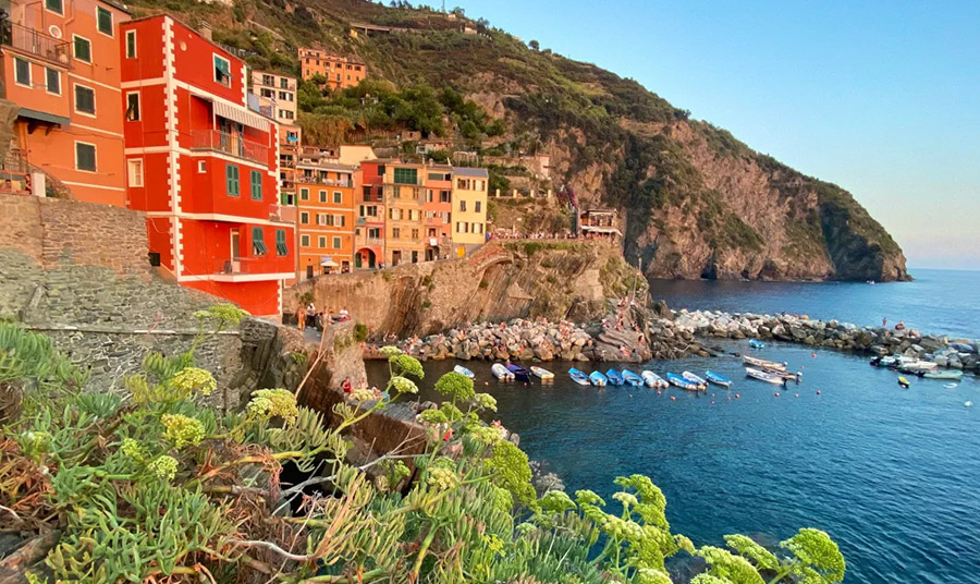 To Riomaggiore είναι γεμάτο χρώμα! PHOTO TOURISM CINQUE TERRE