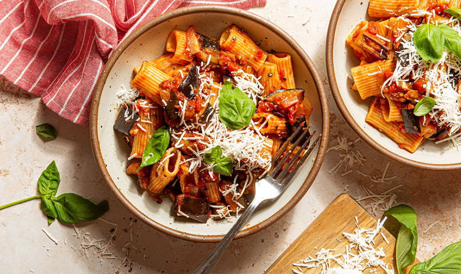 Pasta alla Norma: Η μακαρονάδα από τη Σικελία που τραγουδά… όπερα!