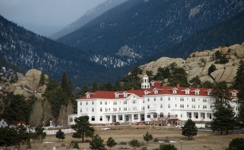 Στο Κολοράντο των ΗΠΑ, το Stanley Hotel είναι το σημείο όπου ο Στίβεν Κινγκ έγραψε ένα από τα πιο διάσημα μυθιστορήματά του, τη «Λάμψη»